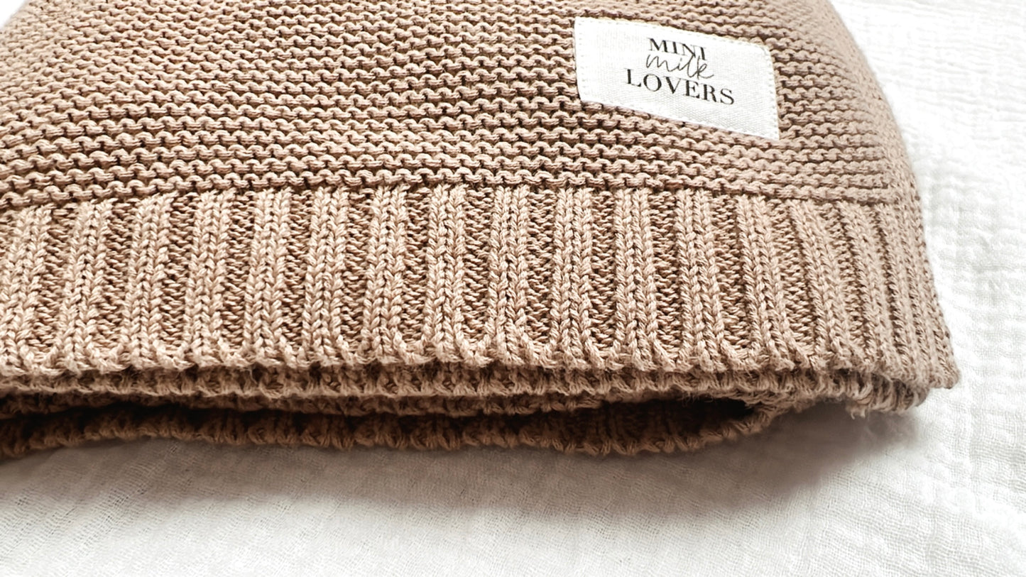 Handmade knitted blanket made from organic cotton