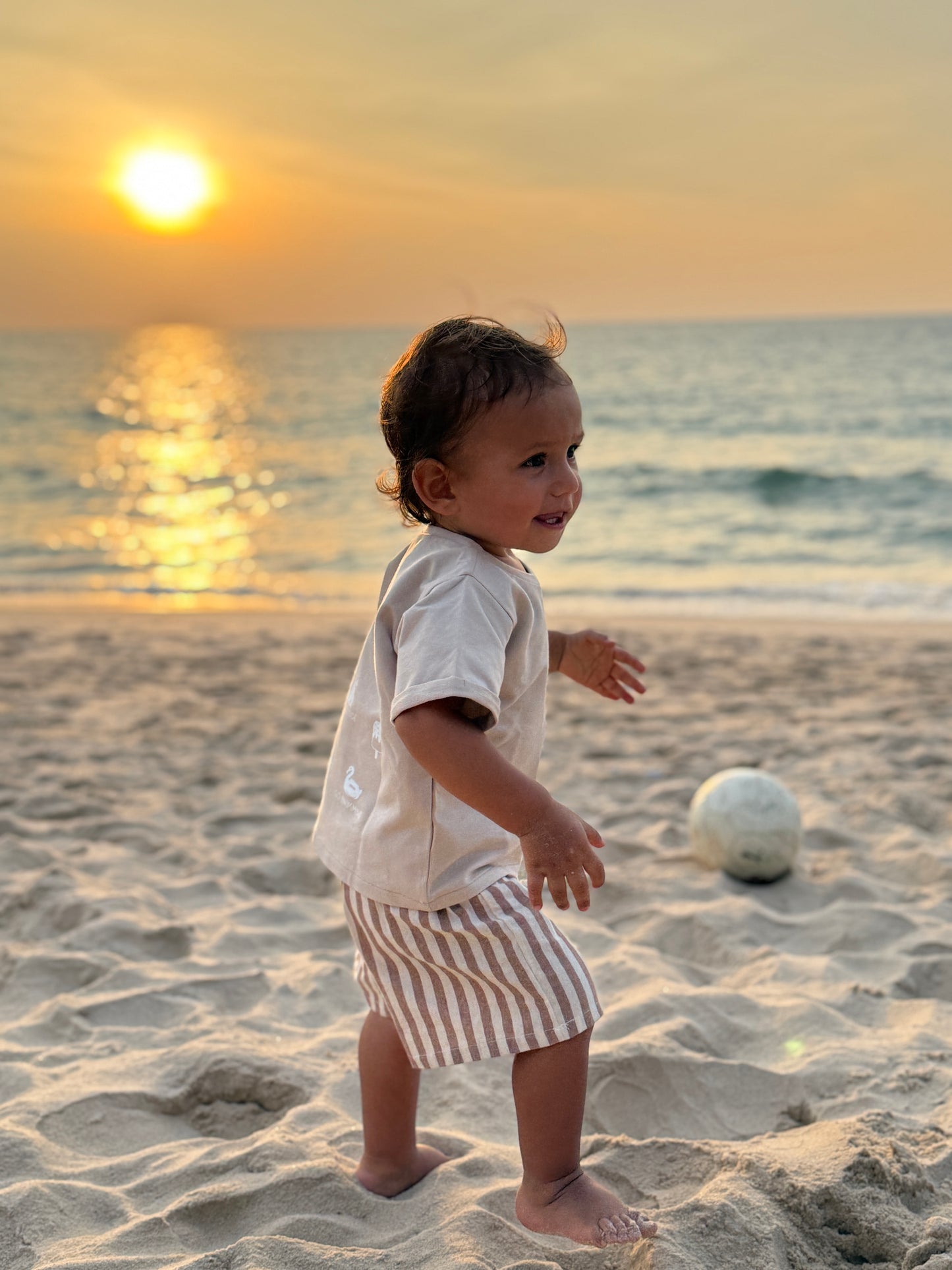 Summer shorts, dark beige striped