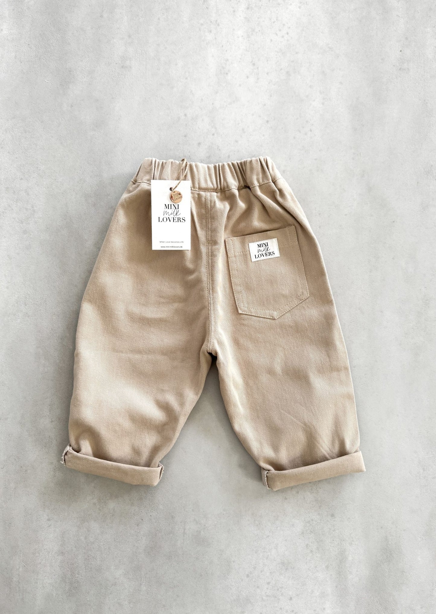 Wide leg trousers made from organic cotton