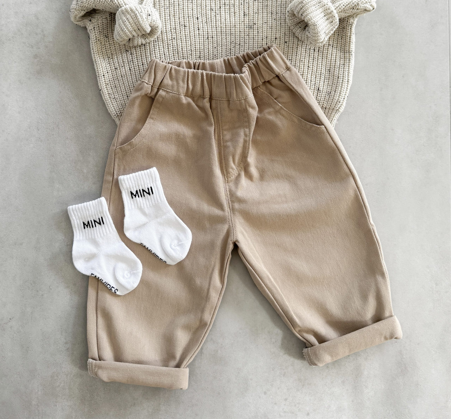 Wide leg trousers made from organic cotton