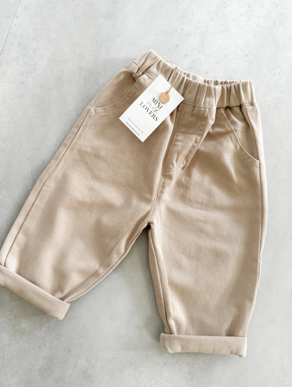Wide leg trousers made from organic cotton