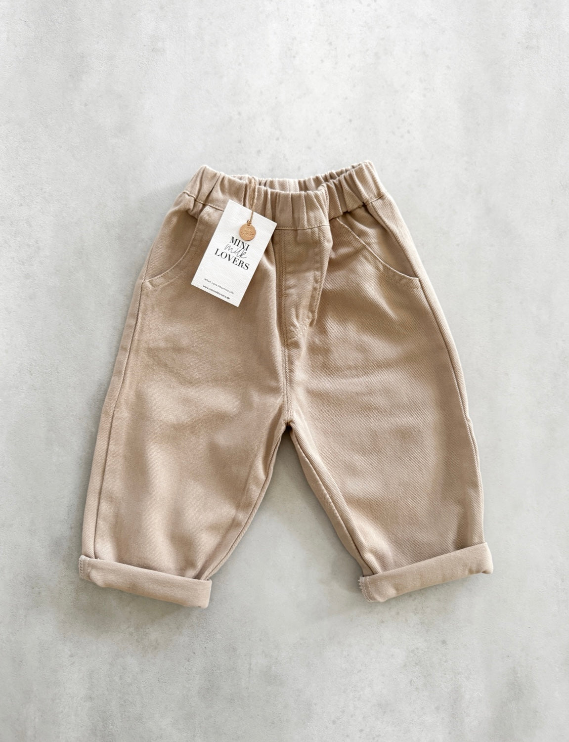 Wide leg trousers made from organic cotton