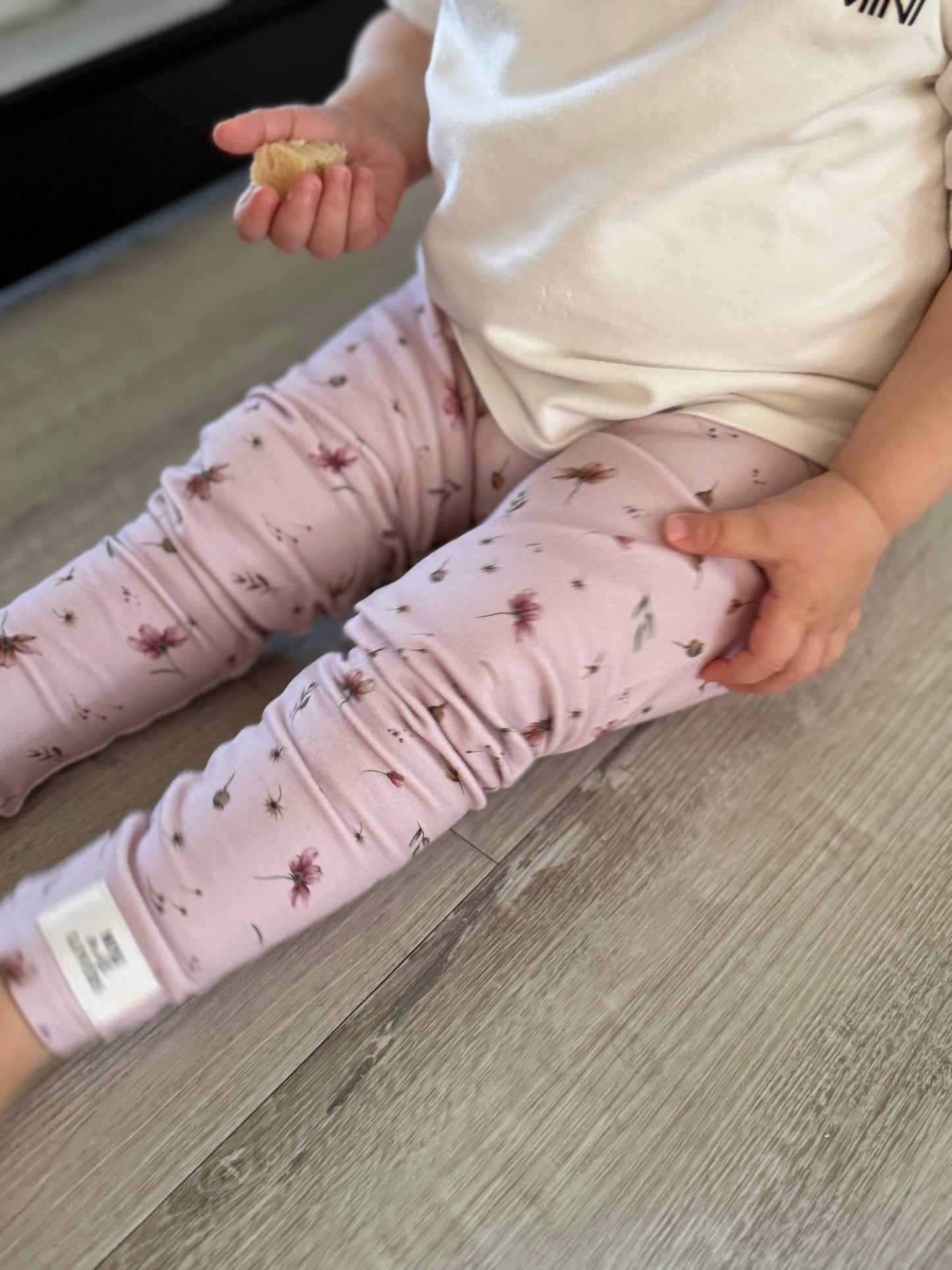 Pinky Flower Leggings