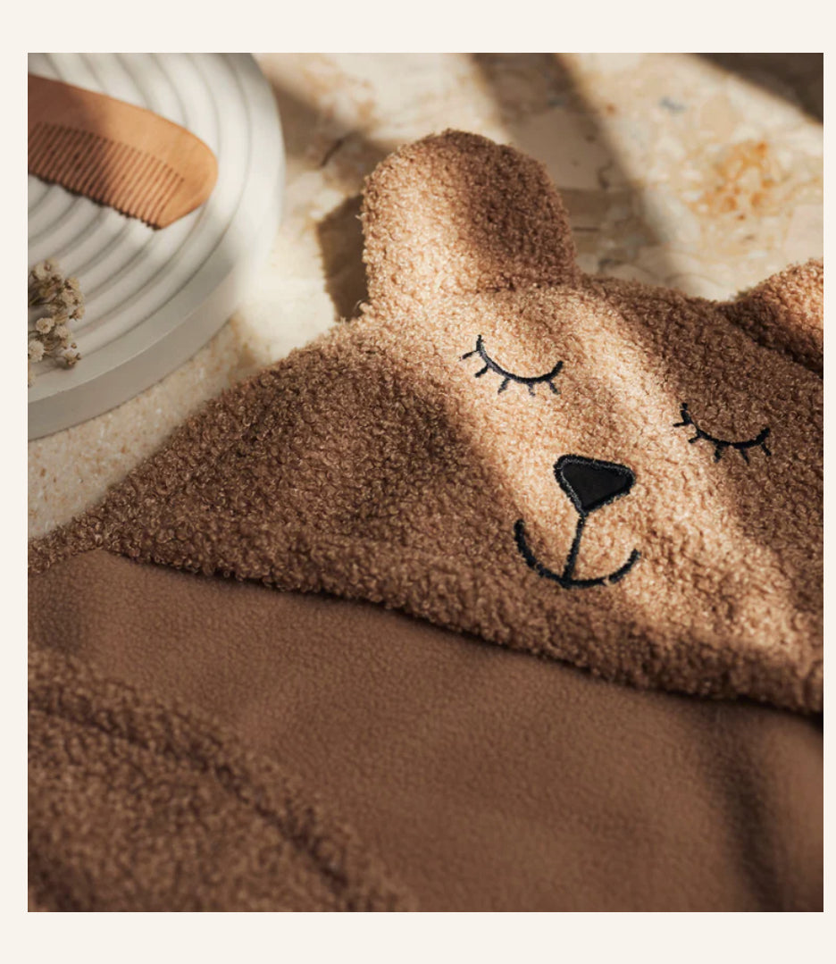 Organic cotton swaddle blanket, Bear Boucle for Maxi Cosi, Biscuit & Oatmeal