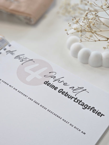 Hello little One - Erinnerungsalbum bis 7. Lebensjahr inkl. Meilensteinset