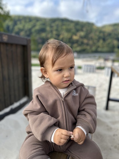 Kuschelweicher Bio Baumwoll Onesie Brown