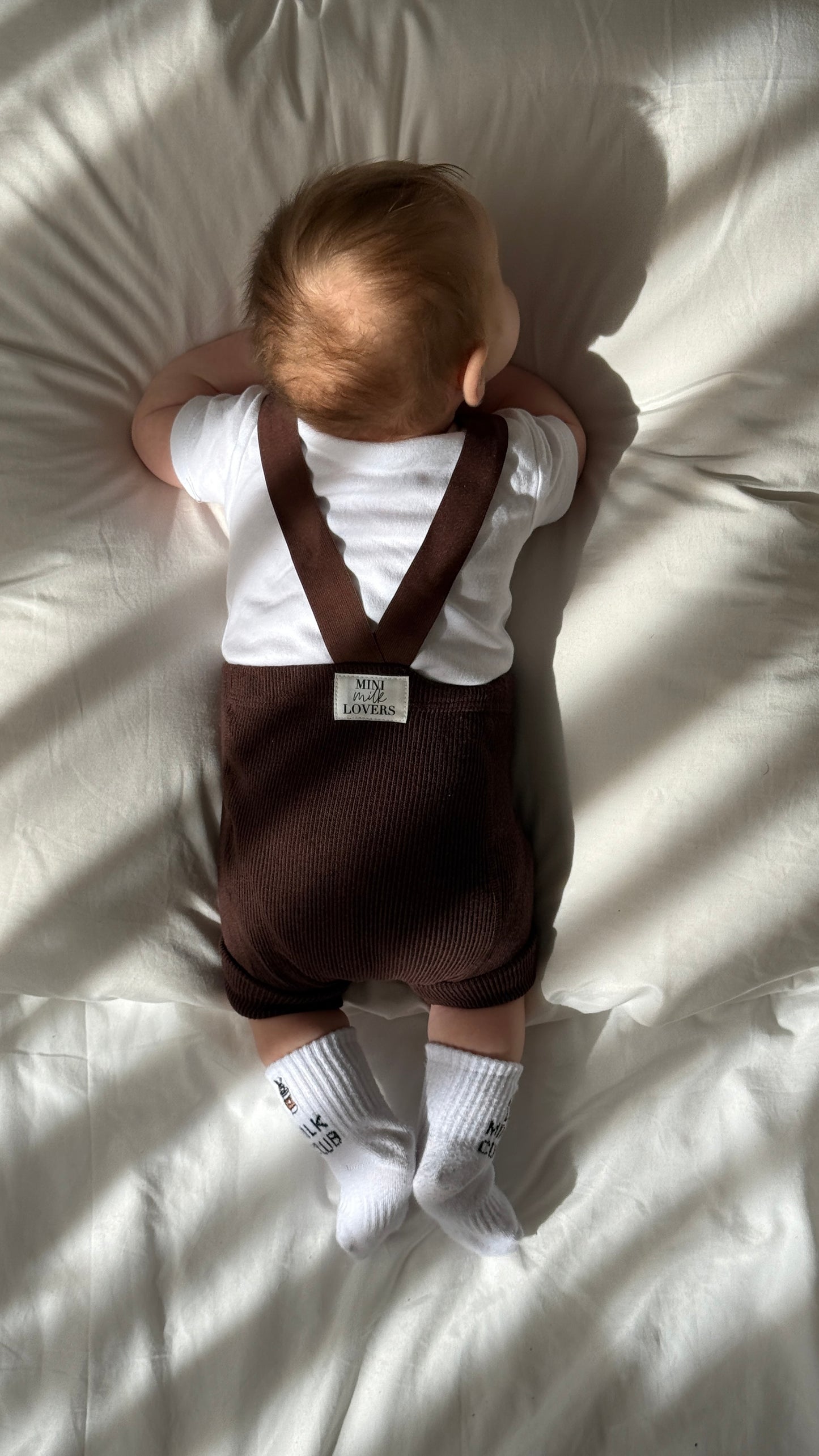 Kurze Strumpfhose mit Hosenträgern aus Bio Baumwolle