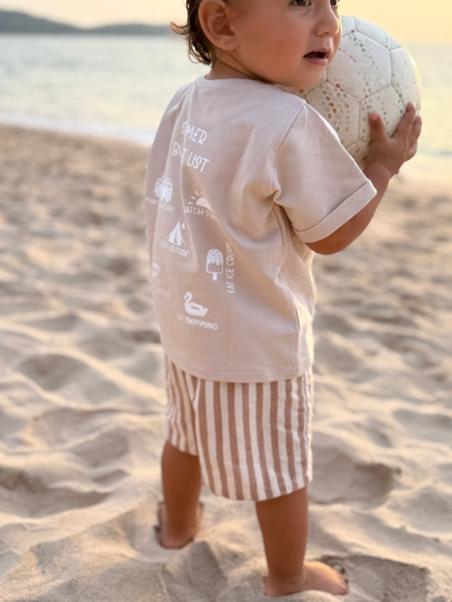 Summer Bucket List T-Shirt Beige