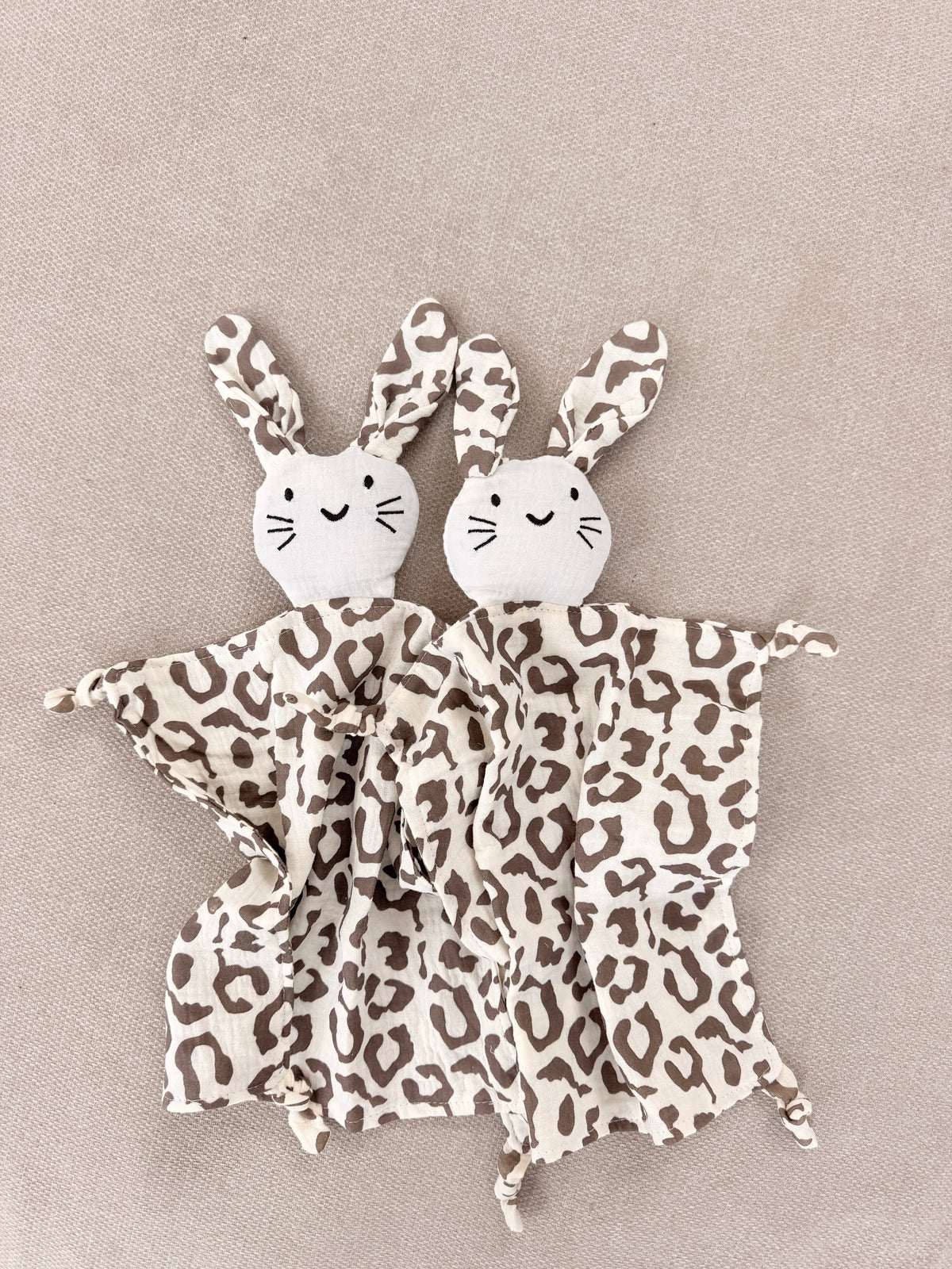 Bunny cuddly toy muslin