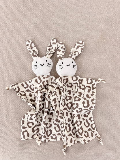Bunny cuddly toy muslin