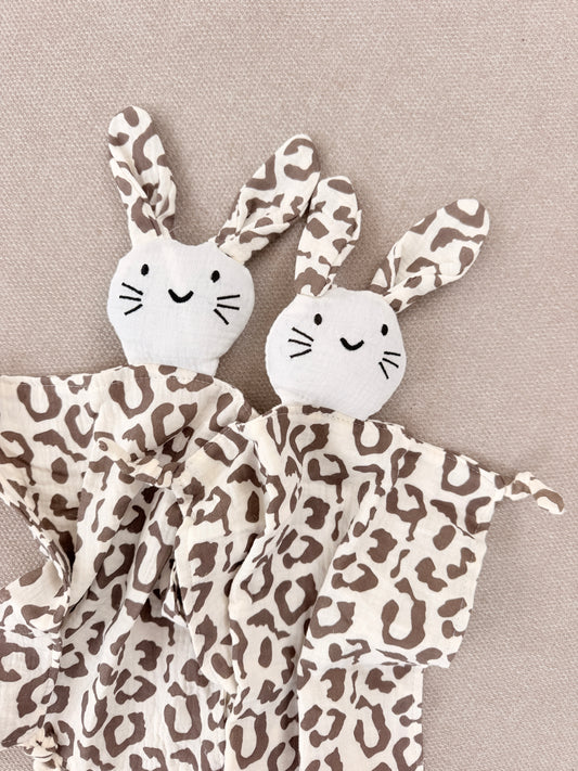 Bunny cuddly toy muslin