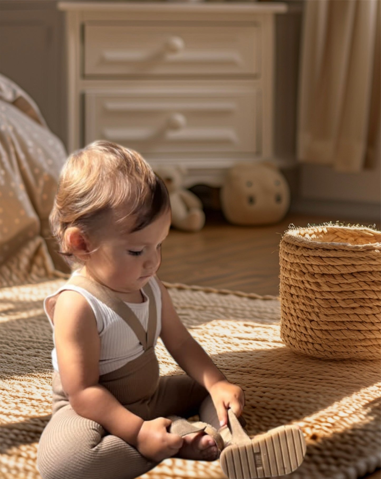 Strumpfhose mit Hosenträgern aus Bio Baumwolle, Chocolate Brown & Beige