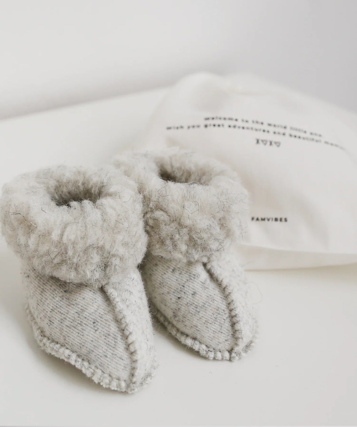 Famvibes Baby Slipper aus Schurwolle - Grau