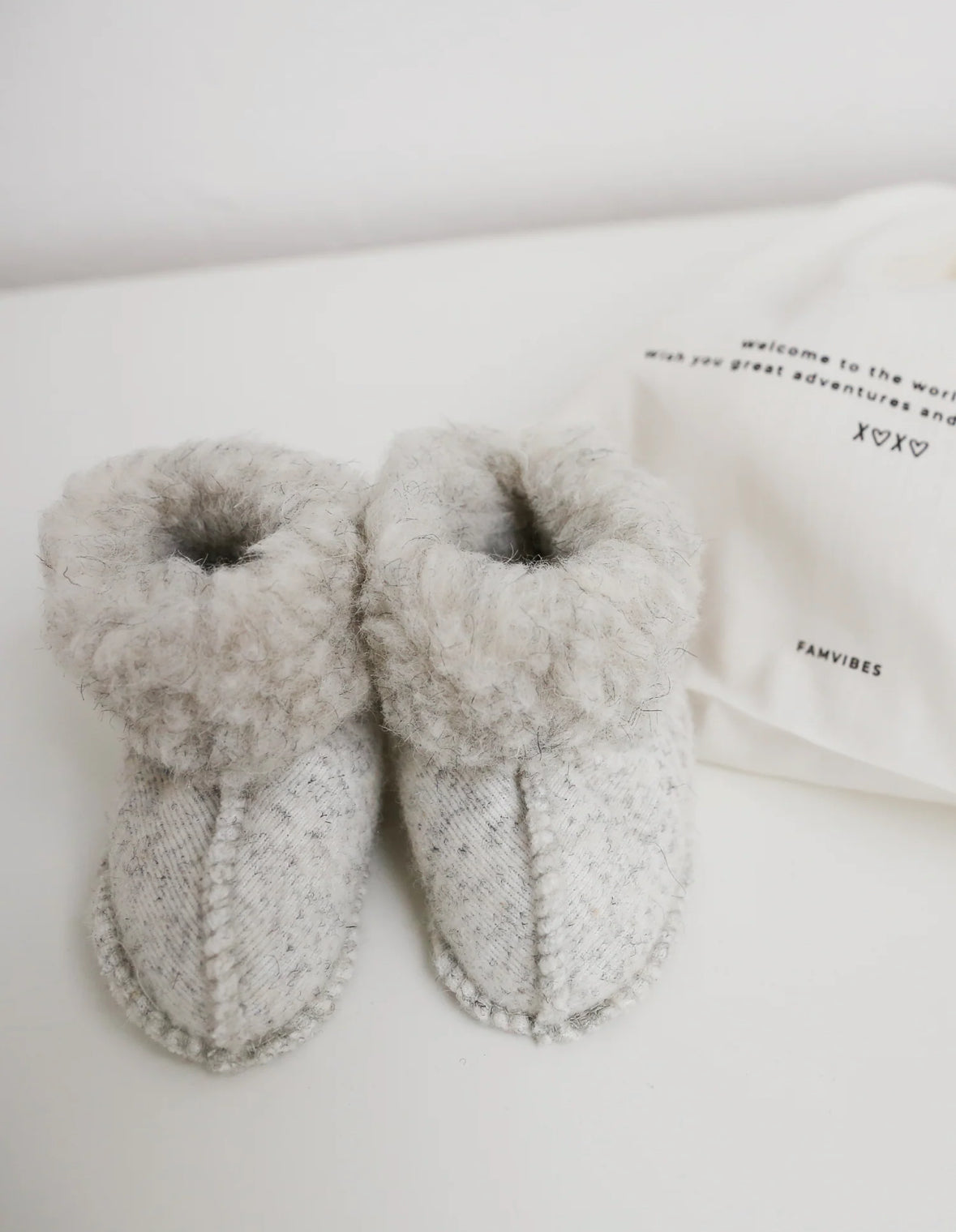 Famvibes Baby Slipper aus Schurwolle - Grau