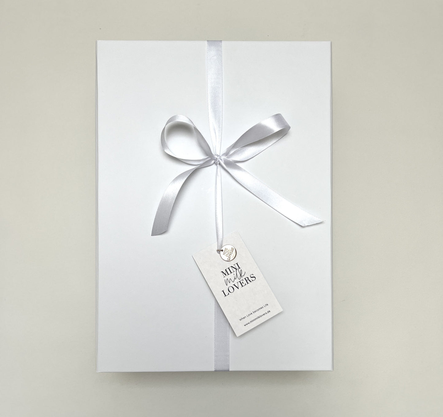 Ware liebevoll als Geschenk verpackt