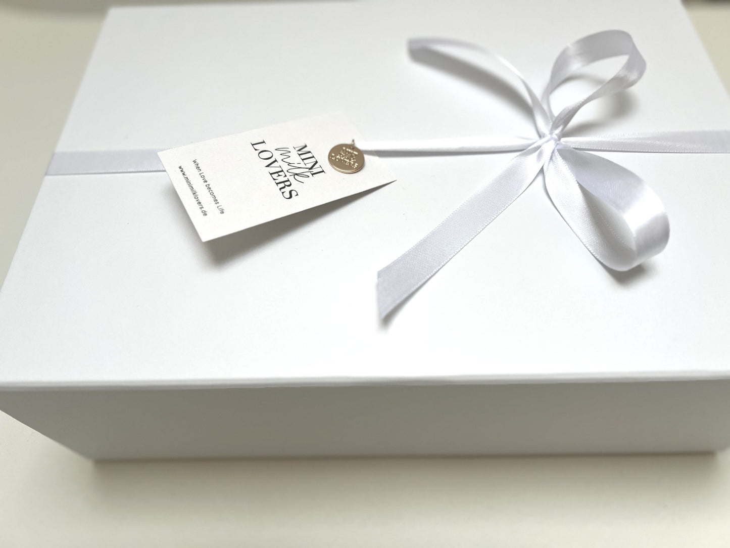 Ware liebevoll als Geschenk verpackt