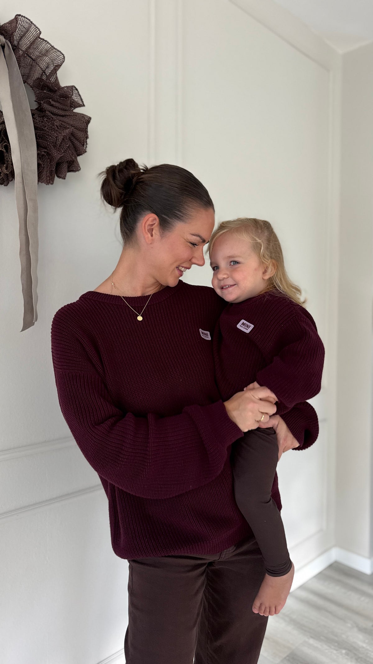 Mommy & Mini BUNDLE, Bio Strickpullover + GRATIS Socken