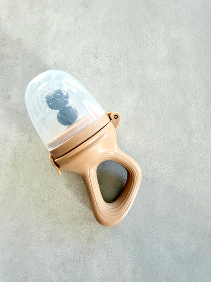 Fruchtsauger, Beige & Caramel